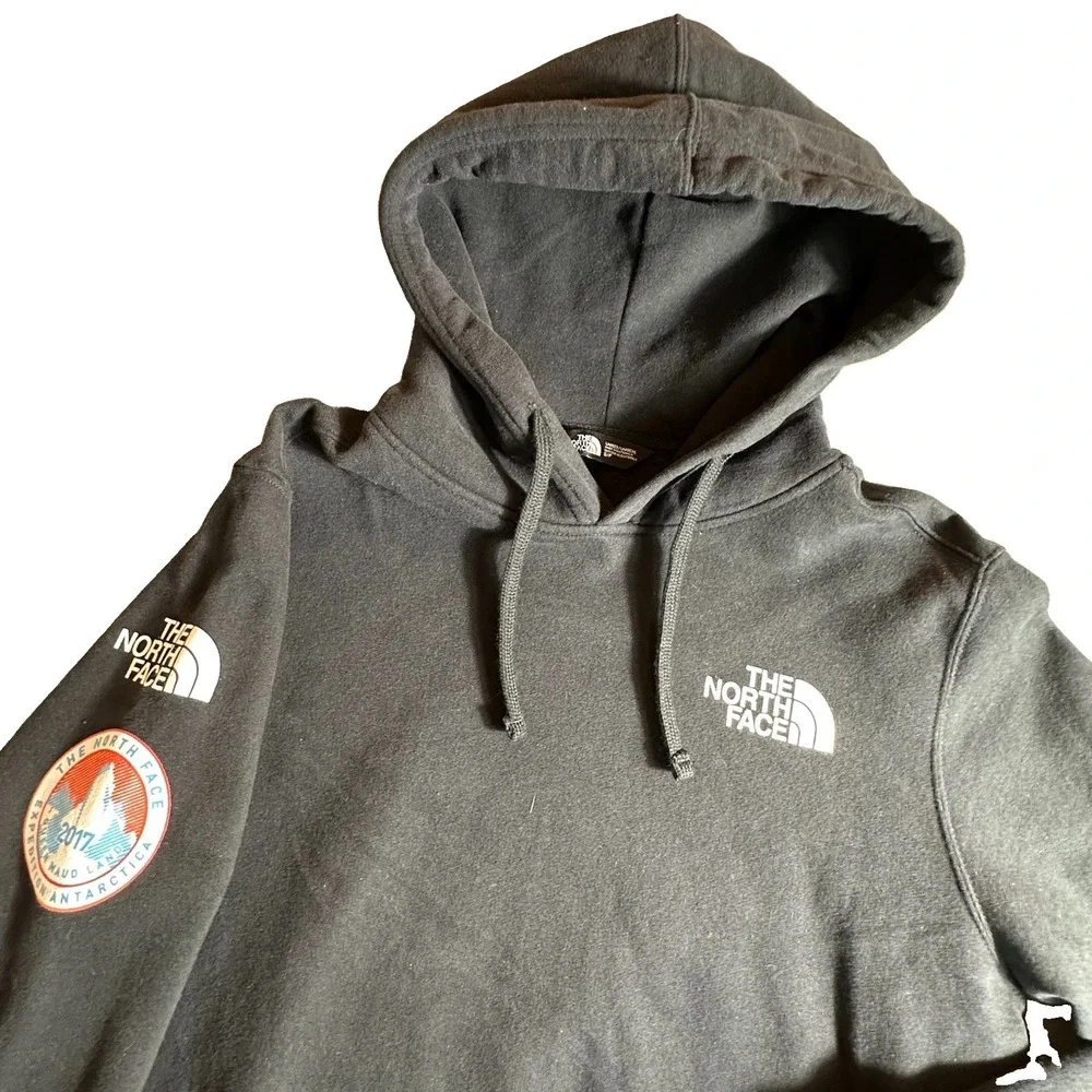 North Face Hoodie Mens Small Black Queen Maud Land Antarctica 2017 Expedition